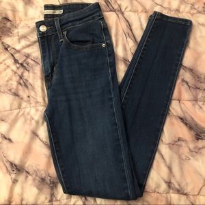 Levi’s 721 Skinny Jeans
